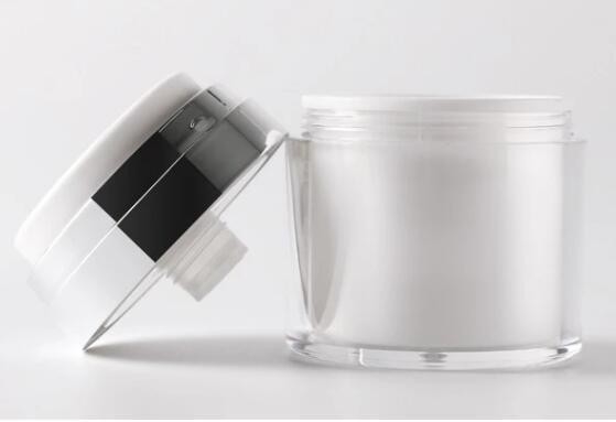 丸い形 空気のない瓶 アクリルポンプ 皮膚ケア用ローションボトル 15g 30g 50g
