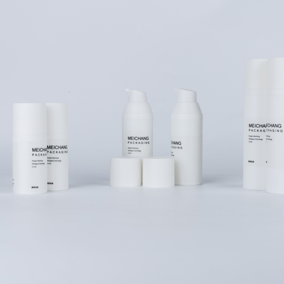 PP素材 身体用ローション用空気のないローションポンプボトル 15ML 30ML 50ML ホワイト 丸 0.25ML